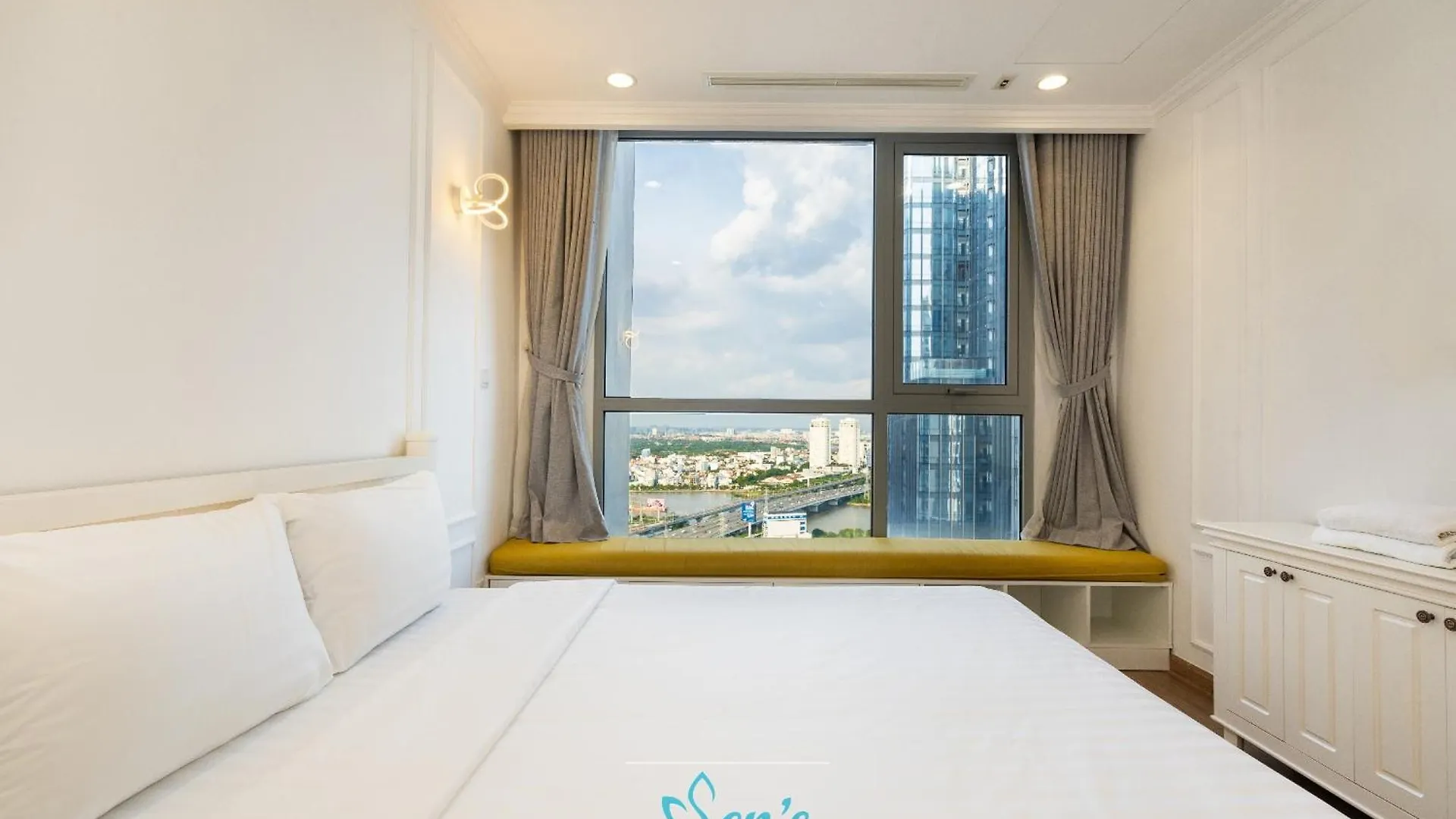 Free Airport Pick-Up - Luxury 3Br L3 High Floor With River View L3-30 Ho Chi Minh City